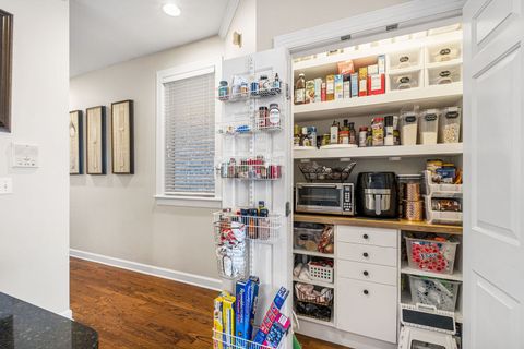 Tiny photo for 3035 N Racine Avenue #1, Chicago, IL 60657 (MLS # 12593479)