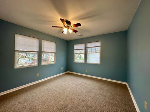 Tiny photo for 212 E Jefferson Street, Clinton, IL 61727 (MLS # 12452280)