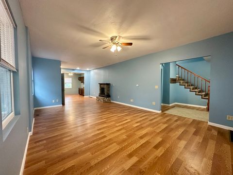 Tiny photo for 212 E Jefferson Street, Clinton, IL 61727 (MLS # 12452280)