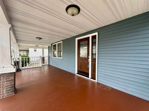 Tiny photo for 212 E Jefferson Street, Clinton, IL 61727 (MLS # 12452280)