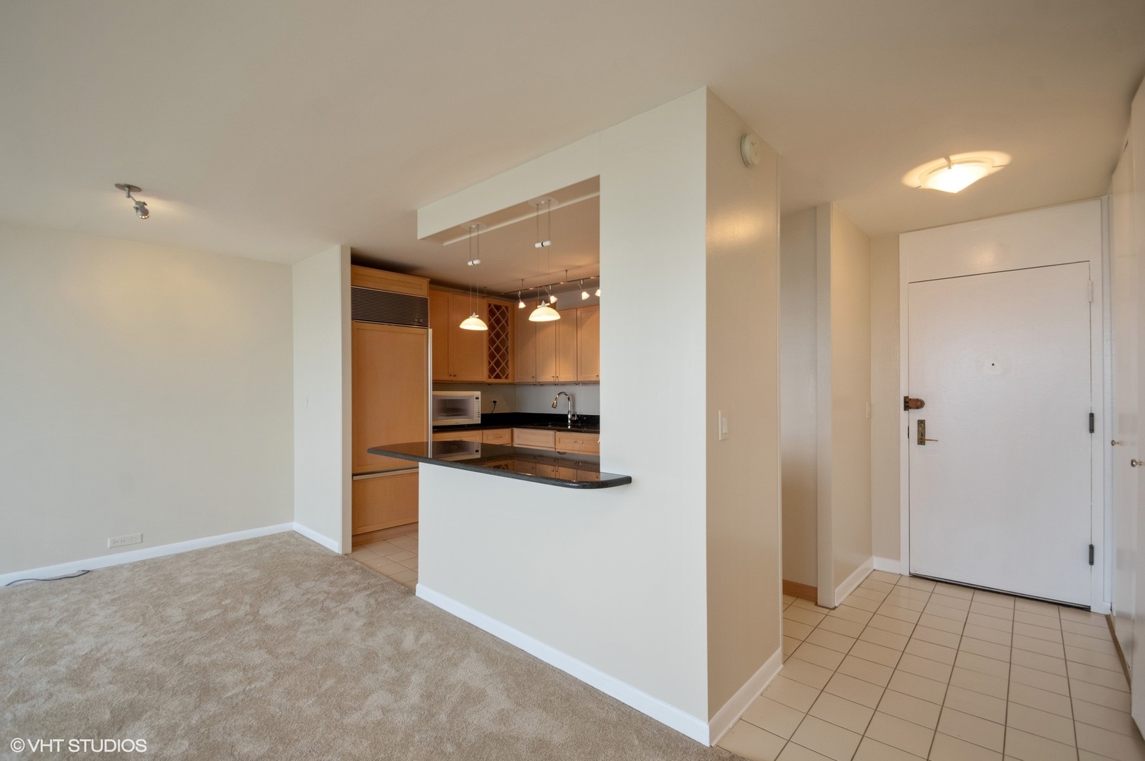 2800 N LAKE SHORE Drive 2804