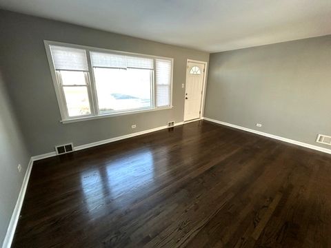 Tiny photo for 717 E 154th Street, South Holland, IL 60473 (MLS # 12578638)