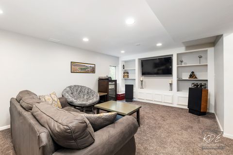 Tiny photo for 24246 W White Oak Drive, Plainfield, IL 60585 (MLS # 12460934)