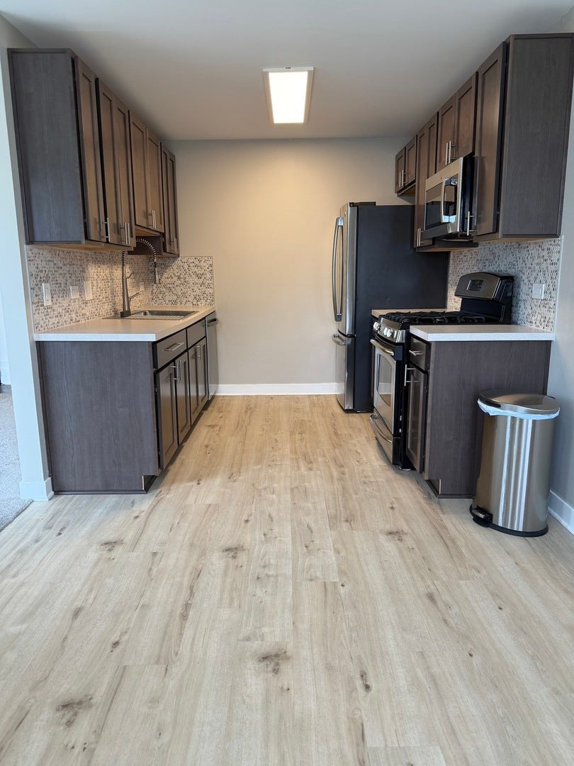 673 Thorntree Court D-2