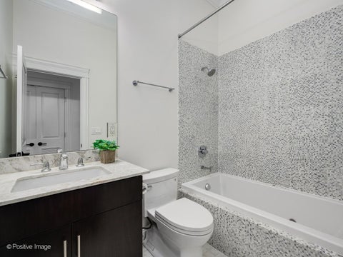 Tiny photo for 2242 N Seminary Avenue #3, Chicago, IL 60614 (MLS # 12757041)