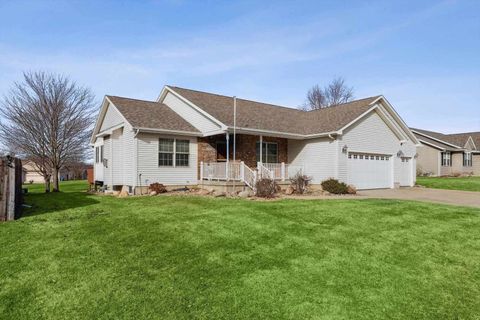 Tiny photo for 1710 Mackin Drive, Dewitt, IA 52742 (MLS # 100000616)
