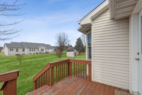 Tiny photo for 1710 Mackin Drive, Dewitt, IA 52742 (MLS # 100000616)