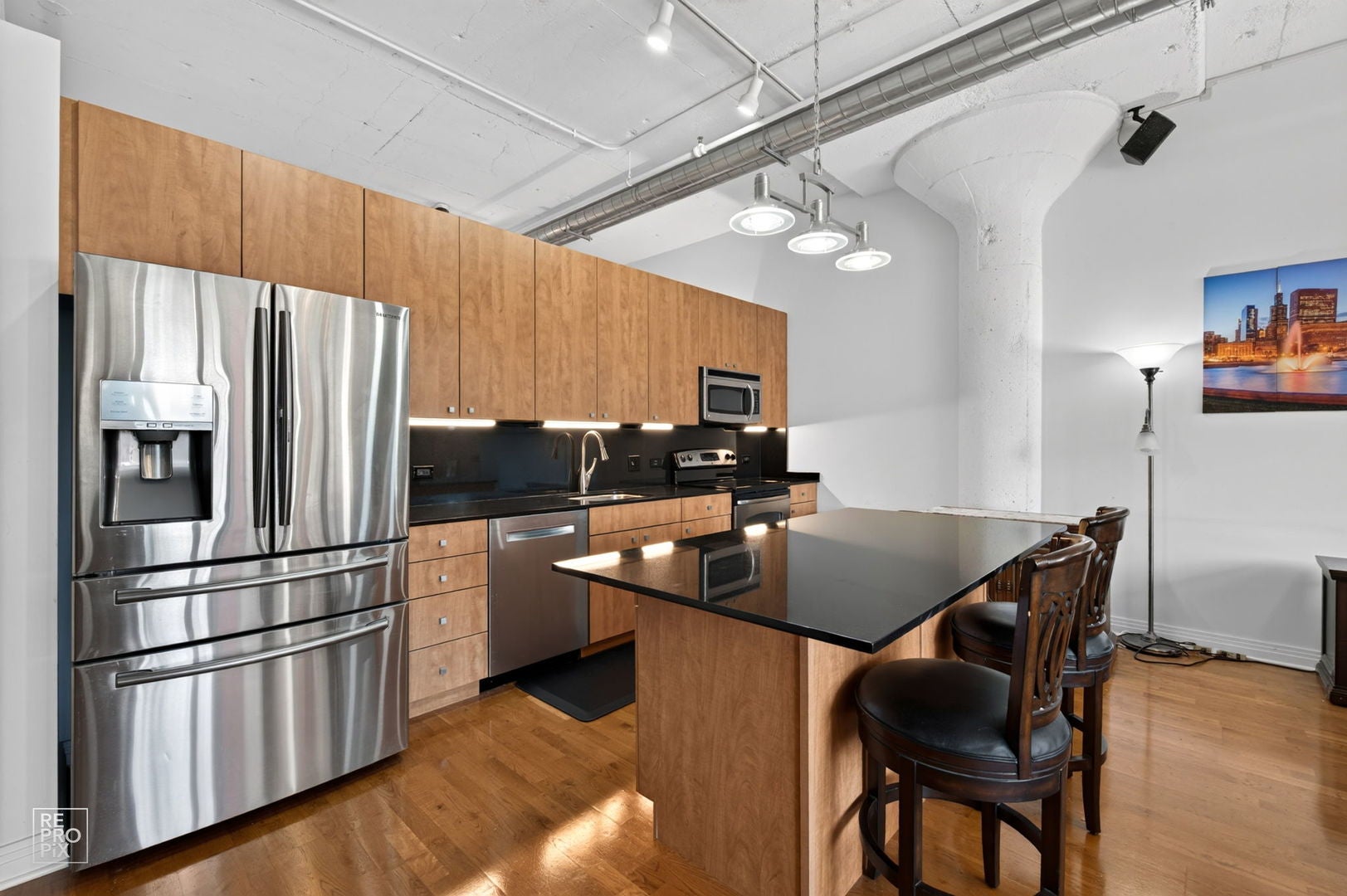565 W Quincy Street 515