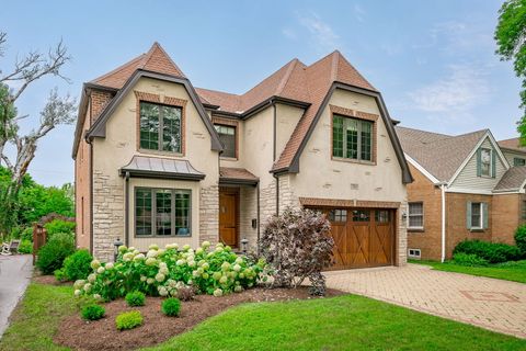 Tiny photo for 704 S Washington Street, Elmhurst, IL 60126 (MLS # 12423839)