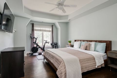 Tiny photo for 704 S Washington Street, Elmhurst, IL 60126 (MLS # 12423839)