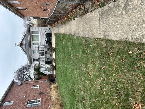 A home in Harwood Heights