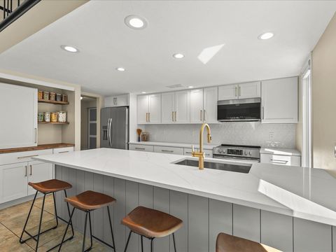 Tiny photo for 5159 Coachlite Trail, Loves Park, IL 61111 (MLS # 12616358)