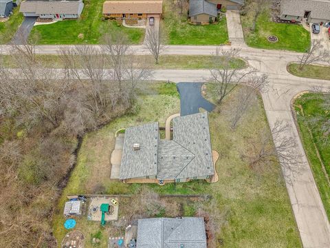 Tiny photo for 5159 Coachlite Trail, Loves Park, IL 61111 (MLS # 12616358)