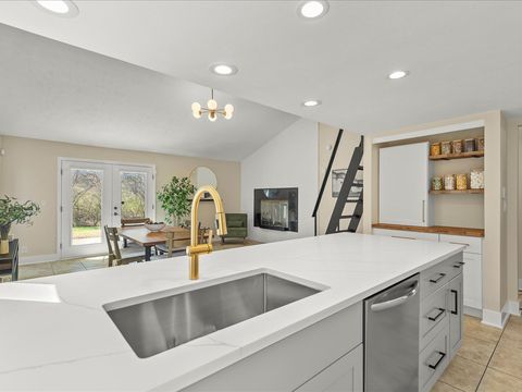 Tiny photo for 5159 Coachlite Trail, Loves Park, IL 61111 (MLS # 12616358)