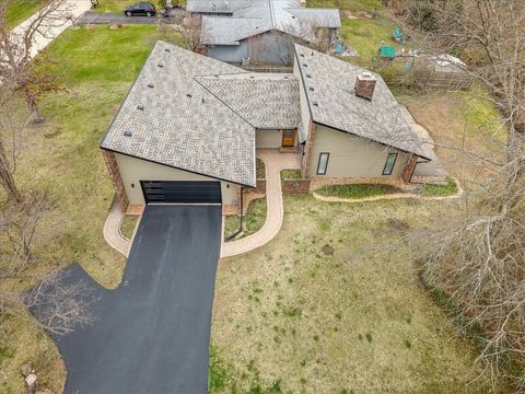 Tiny photo for 5159 Coachlite Trail, Loves Park, IL 61111 (MLS # 12616358)