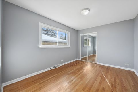 Tiny photo for 6718 41st Street, Stickney, IL 60402 (MLS # 12531406)