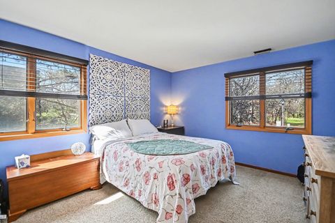 Tiny photo for 1484 Stonebridge Circle #B6, Wheaton, IL 60189 (MLS # 12606752)