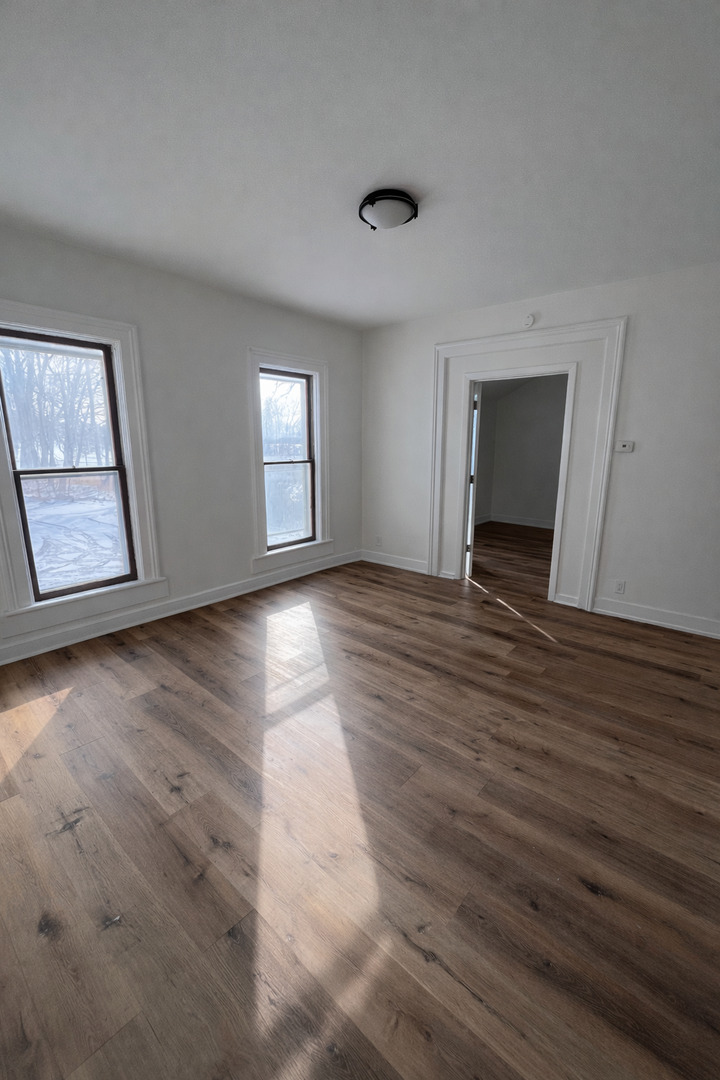 393 Wellington Avenue 2