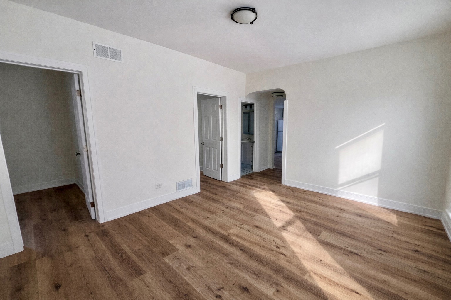 393 Wellington Avenue 2