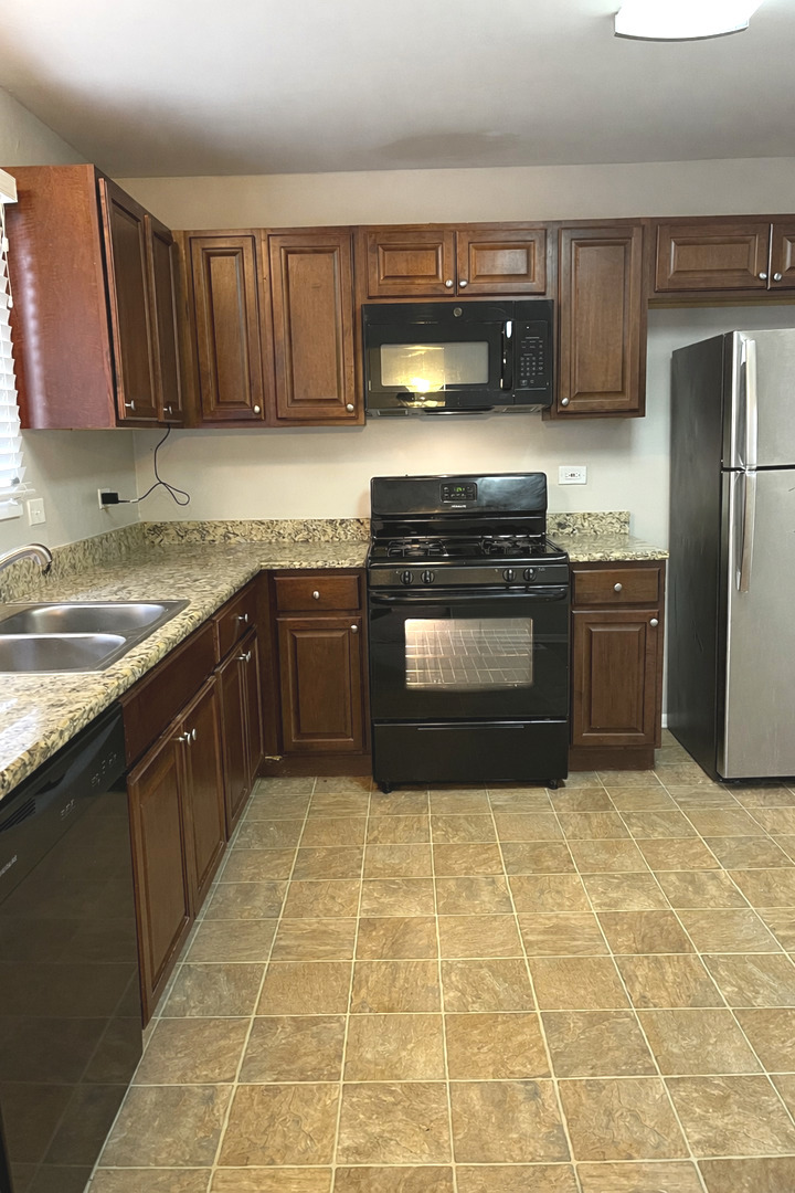 6128 Wedgewood Court