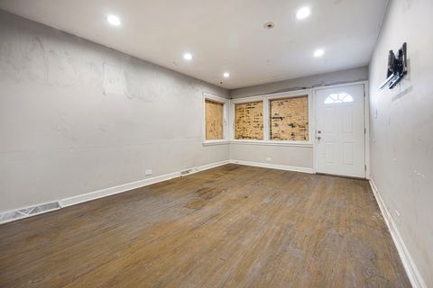 Tiny photo for 742 Bellwood Avenue, Bellwood, IL 60104 (MLS # 12618717)