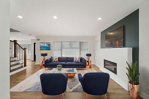 Tiny photo for 106 E 22nd Street, Lombard, IL 60148 (MLS # 12471256)