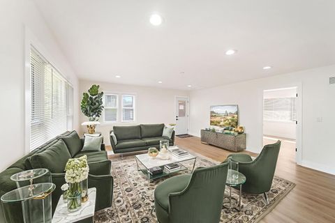 Tiny photo for 106 E 22nd Street, Lombard, IL 60148 (MLS # 12471256)