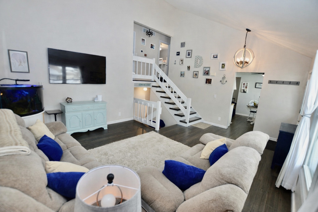 1014 Stonehedge Court