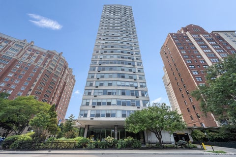 Tiny photo for 3900 N Lake Shore Drive #9K, Chicago, IL 60613 (MLS # 12762523)