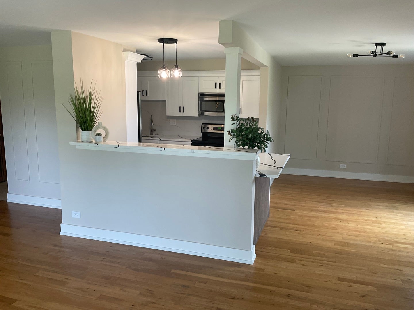 1515 E Central Road 258A