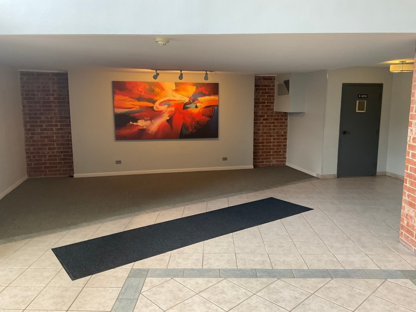 1515 E Central Road 258A