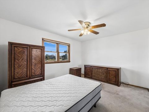 Tiny photo for 1000 Lancaster Court, Hoffman Estates, IL 60169 (MLS # 12593151)