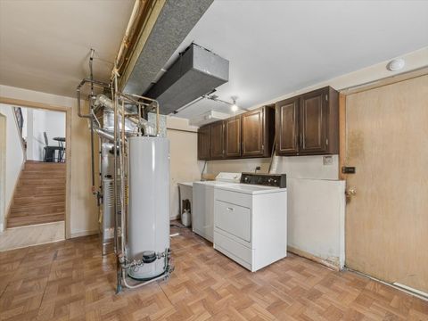 Tiny photo for 1000 Lancaster Court, Hoffman Estates, IL 60169 (MLS # 12593151)