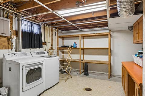 Tiny photo for 1201 27th Avenue N, Clinton, IA 52732 (MLS # 12722122)