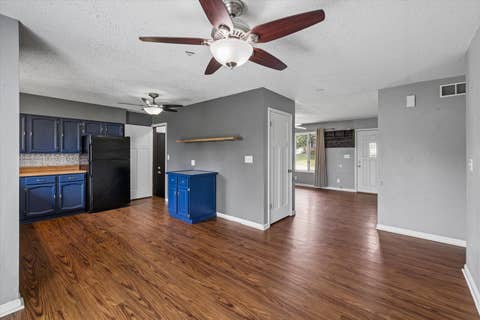 Tiny photo for 1201 27th Avenue N, Clinton, IA 52732 (MLS # 12722122)