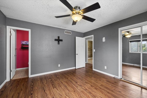 Tiny photo for 1201 27th Avenue N, Clinton, IA 52732 (MLS # 12722122)