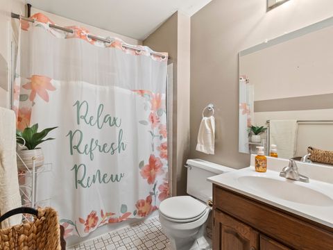 Tiny photo for 445 Travelaire Avenue, Naperville, IL 60565 (MLS # 12506978)