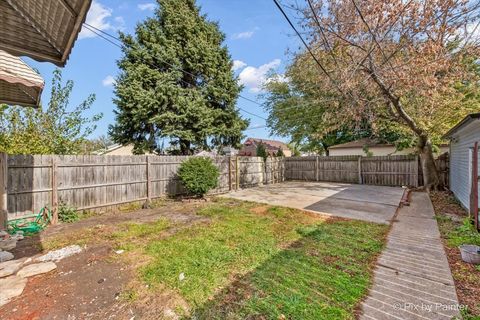 Tiny photo for 7301 S Seeley Avenue, Chicago, IL 60636 (MLS # 12584091)