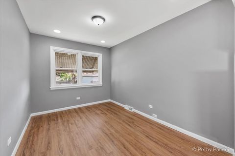 Tiny photo for 7301 S Seeley Avenue, Chicago, IL 60636 (MLS # 12584091)