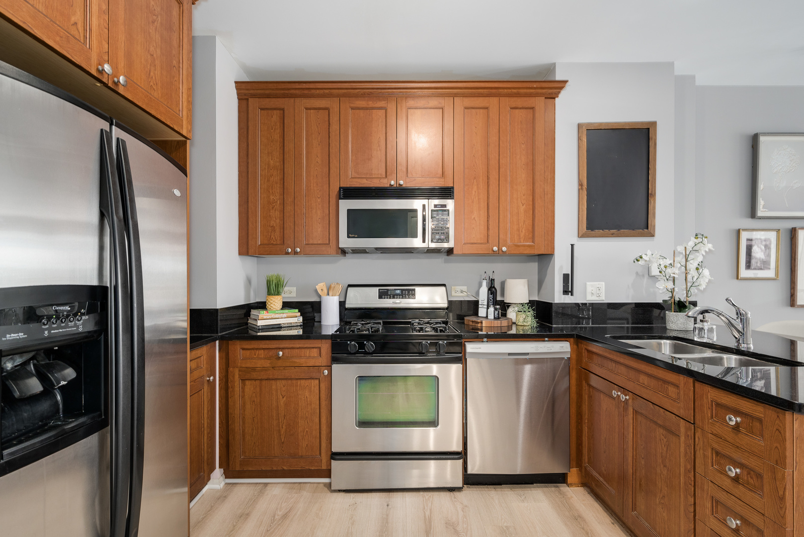 520 N Halsted Street 507