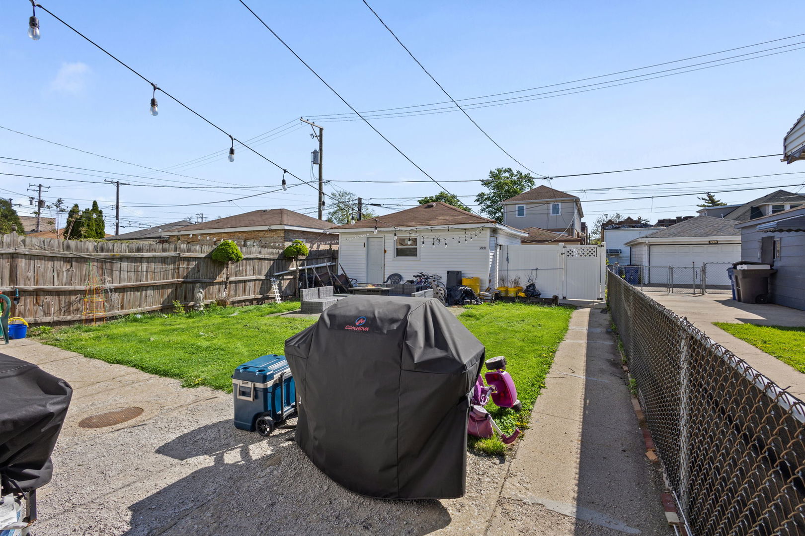 2231 S AUSTIN Boulevard