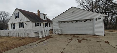 Tiny photo for 403 N Day Avenue, Rockford, IL 61101 (MLS # 12585145)