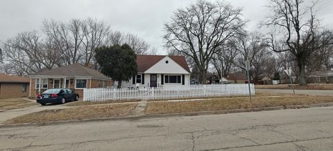 Tiny photo for 403 N Day Avenue, Rockford, IL 61101 (MLS # 12585145)