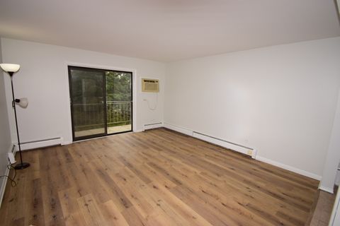 Tiny photo for 108 E Bailey Road #M, Naperville, IL 60565 (MLS # 12496824)