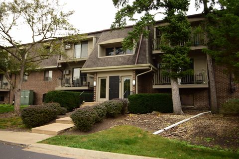 Photo of 108 E Bailey Road #M, Naperville, IL 60565 (MLS # 12496824)