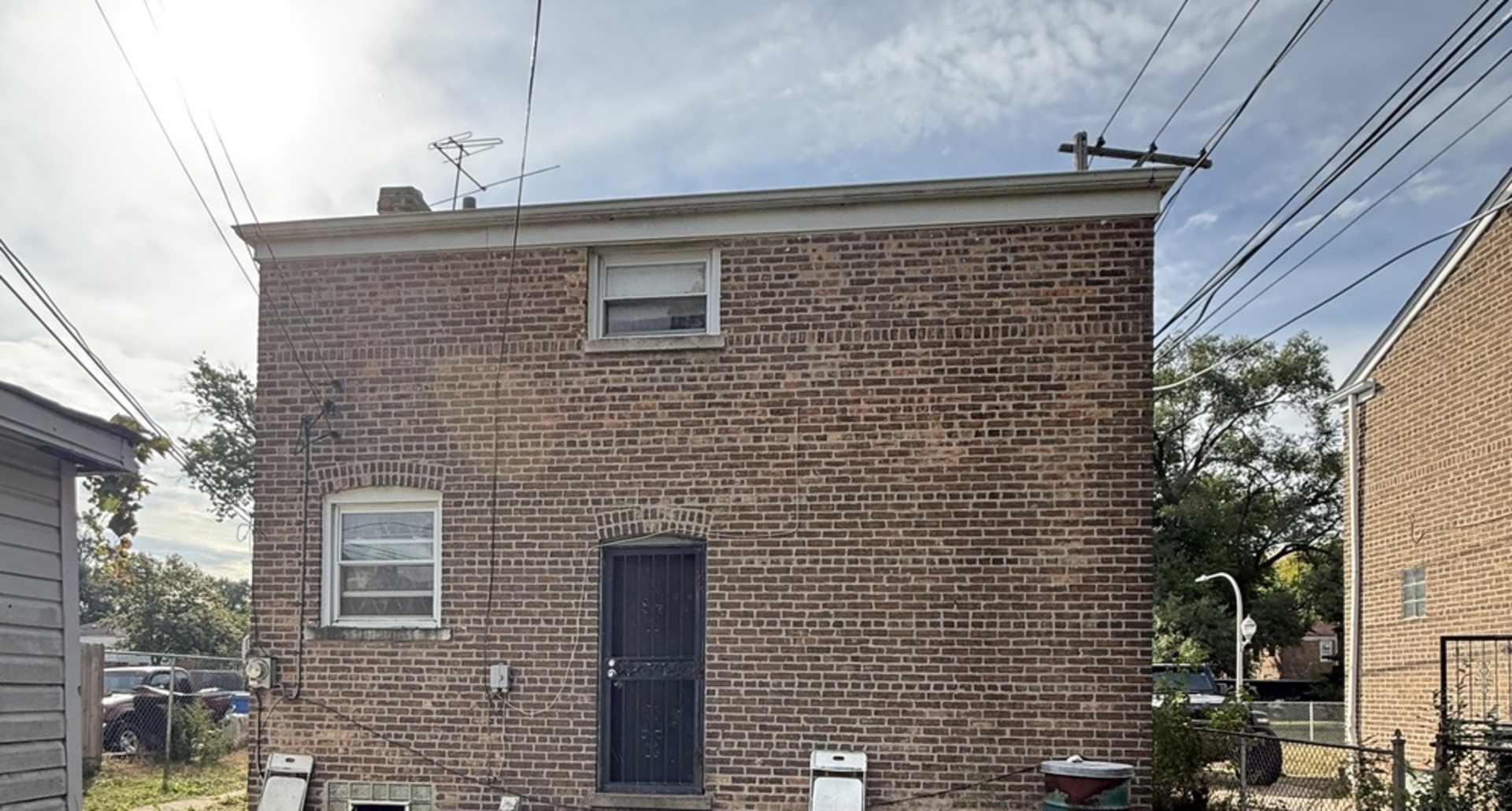 2516 E 99TH Street