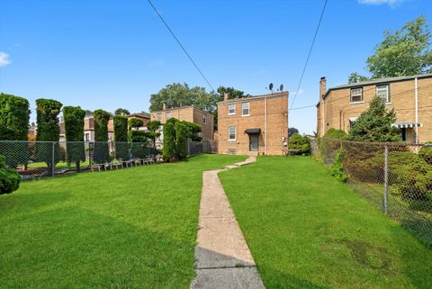 Tiny photo for 307 Geneva Avenue, Bellwood, IL 60104 (MLS # 12506445)