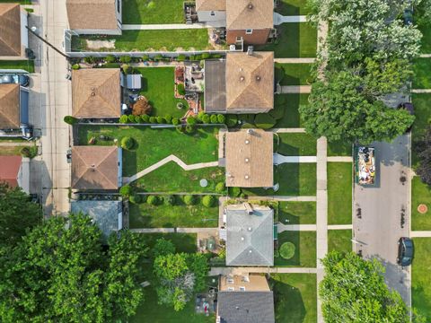 Tiny photo for 307 Geneva Avenue, Bellwood, IL 60104 (MLS # 12506445)