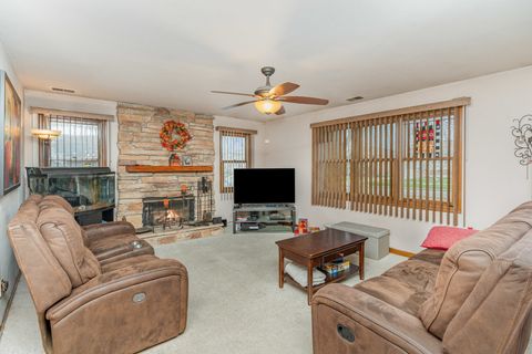 Tiny photo for 11700 S Springfield Avenue, Alsip, IL 60803 (MLS # 12522487)