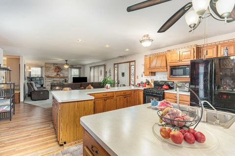 Tiny photo for 11700 S Springfield Avenue, Alsip, IL 60803 (MLS # 12522487)